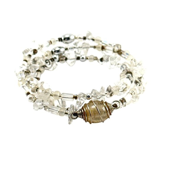 Clear Quartz Chip Bead Memory Wire Bracelet with Silver Accents and Barrel Clasp - Picture 4 of 6